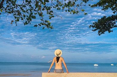 《孤岛危机：复刻版三部曲》发售宣传片